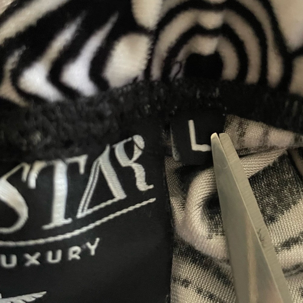 ❌ SOLD ❌ KILLSTAR Pentagram Velvet Bell Bottom Pants Size Large - Picture 5 of 9